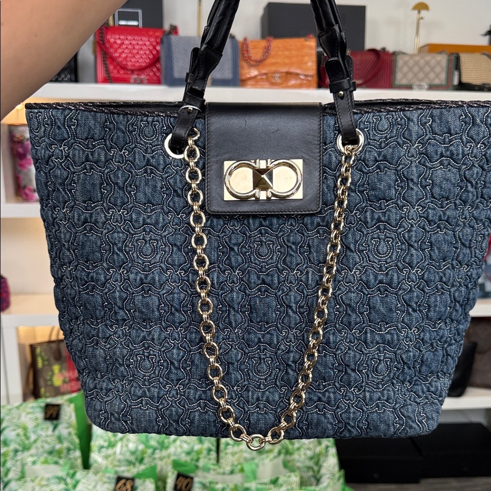 Elegant Denim Tote with Chain Accent